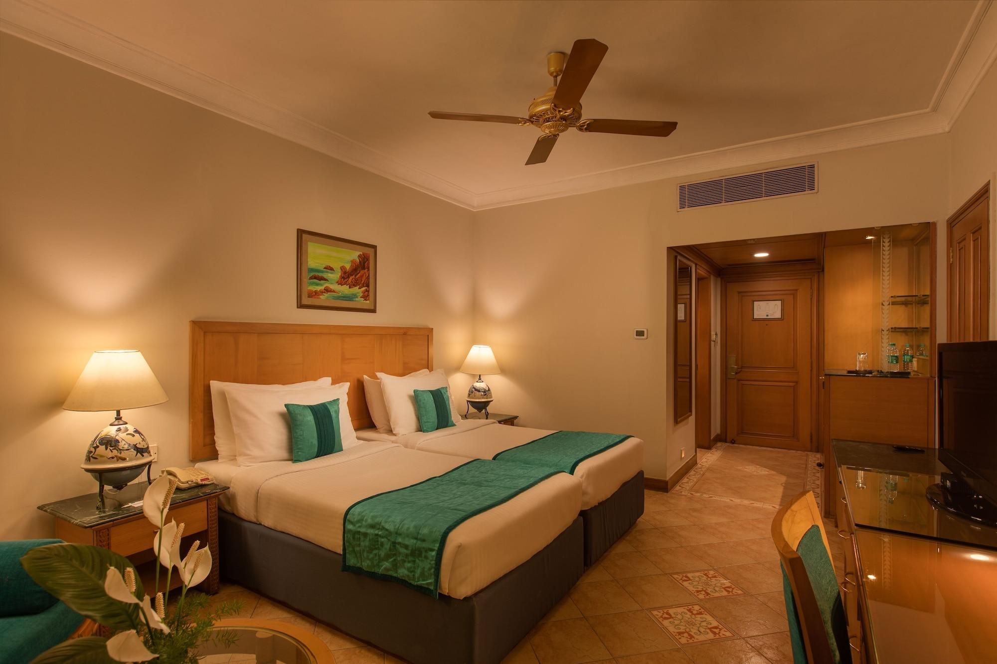 Kenilworth Resort & Spa, Goa Уторда Экстерьер фото